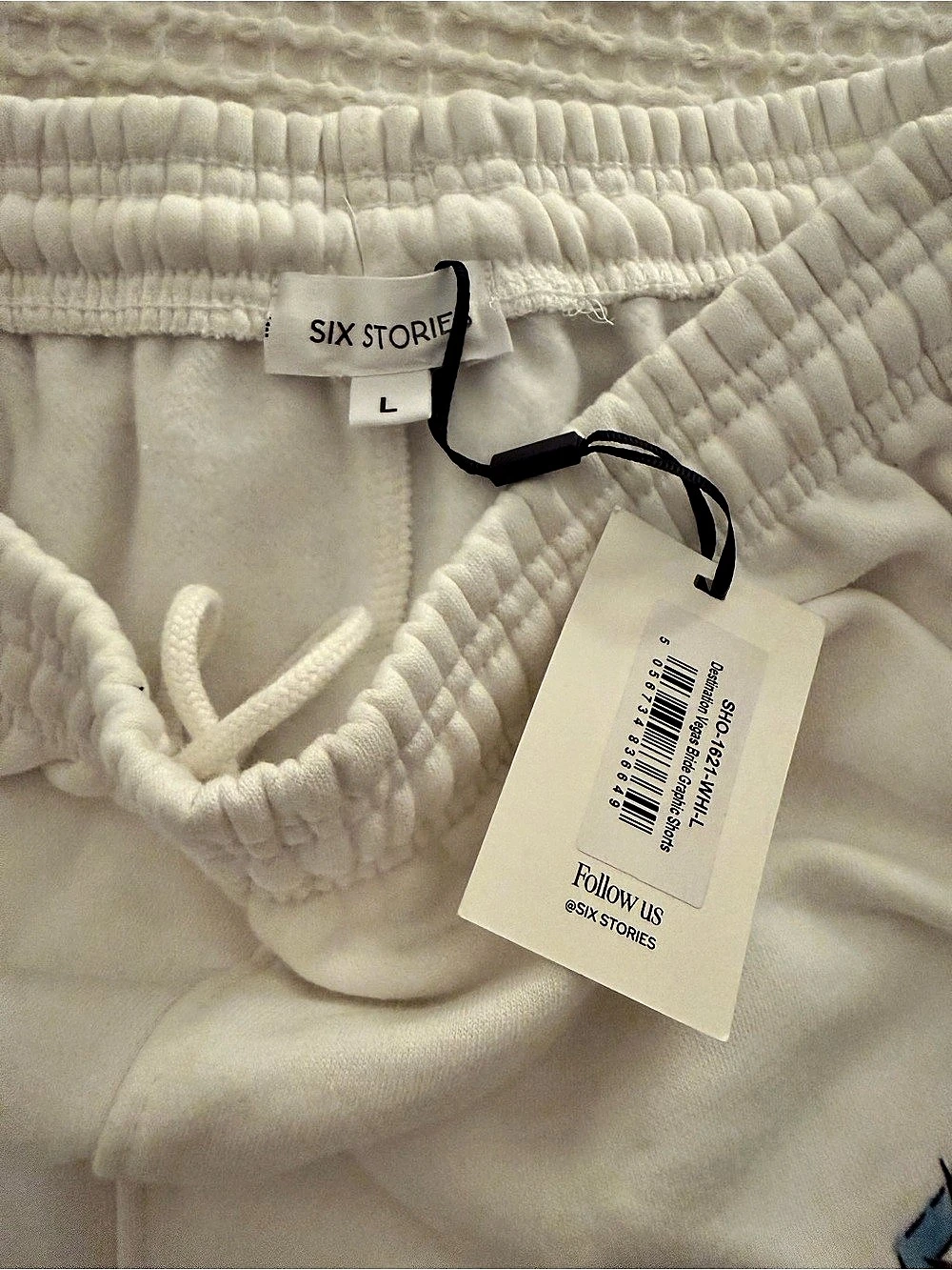 Six Stories Destination Vegas Bride Graphic Sweatshirt White, New With Tags — image 4 of 4